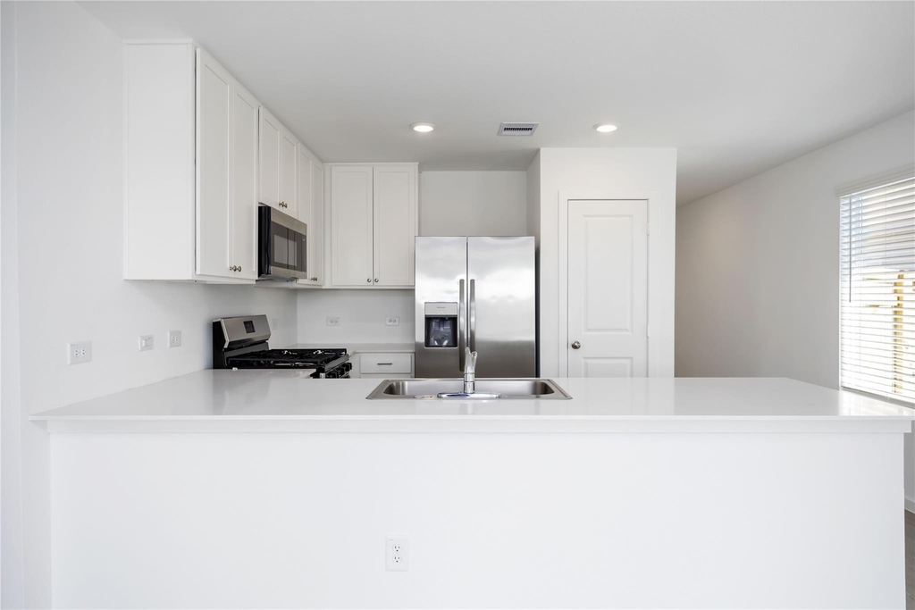 4930 Valencia Forest - Photo 7