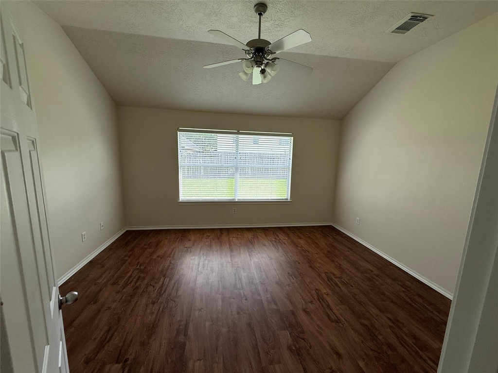 5118 Birch Manor Lane - Photo 9