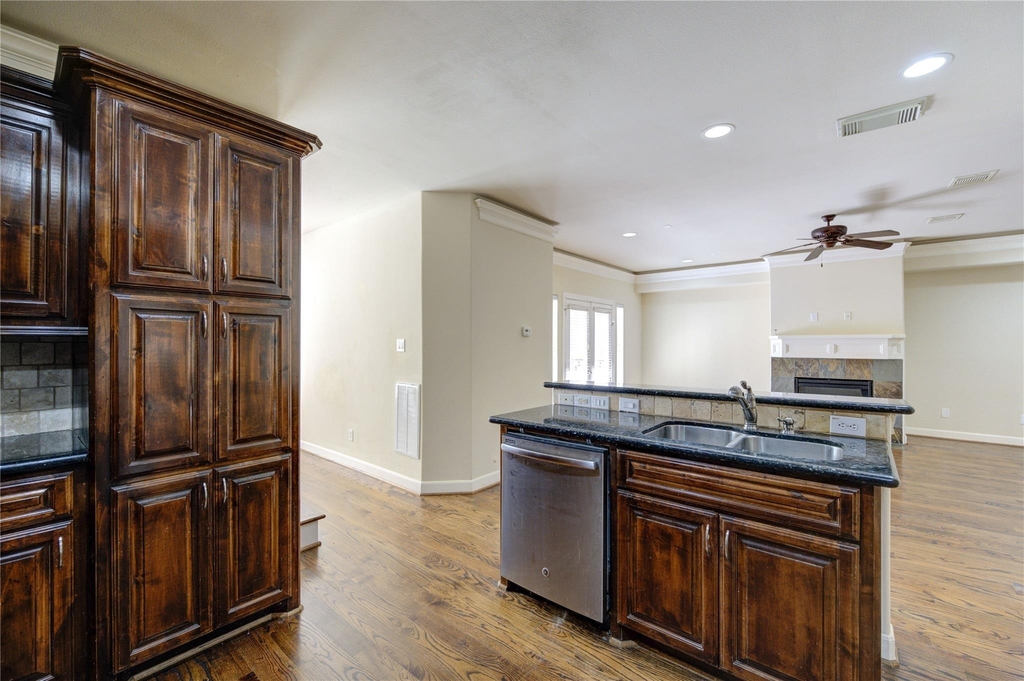 5813 Washington Avenue - Photo 13