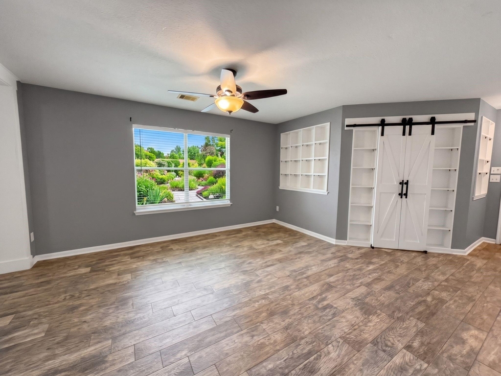 8102 Sanders Glen Lane - Photo 3