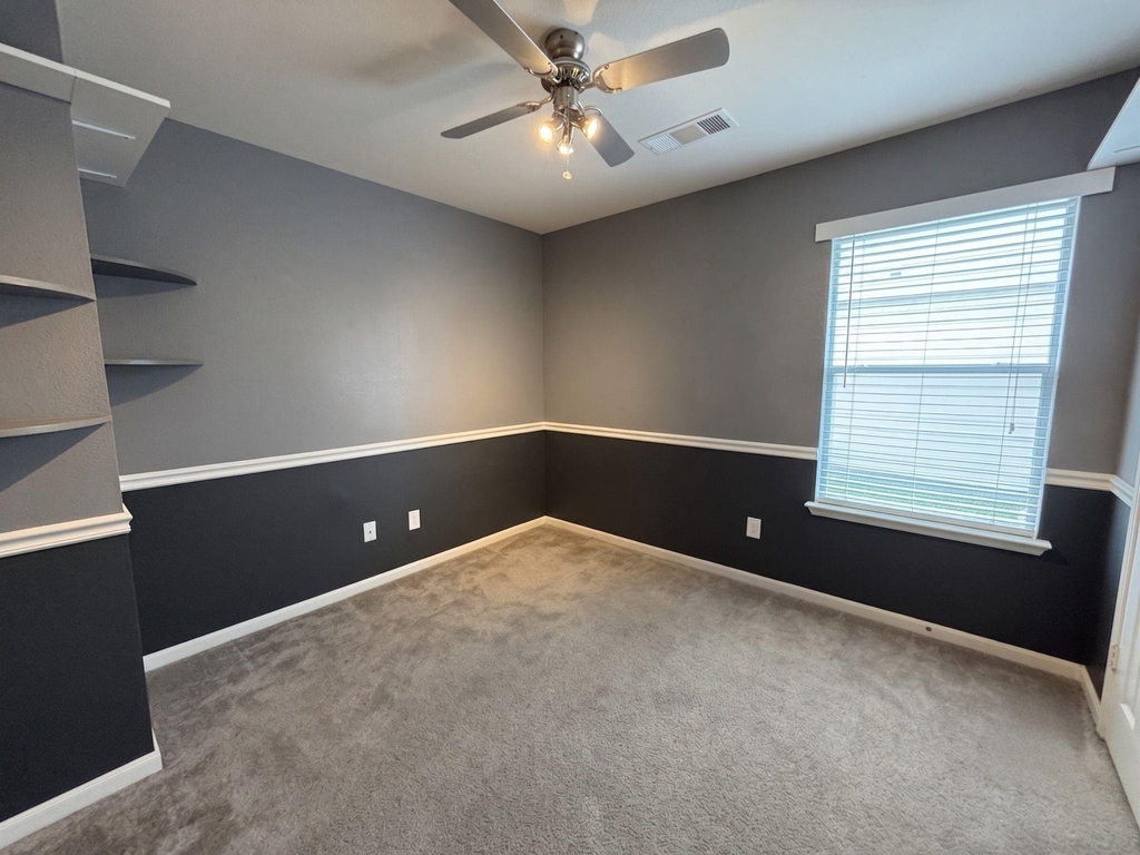 8102 Sanders Glen Lane - Photo 17