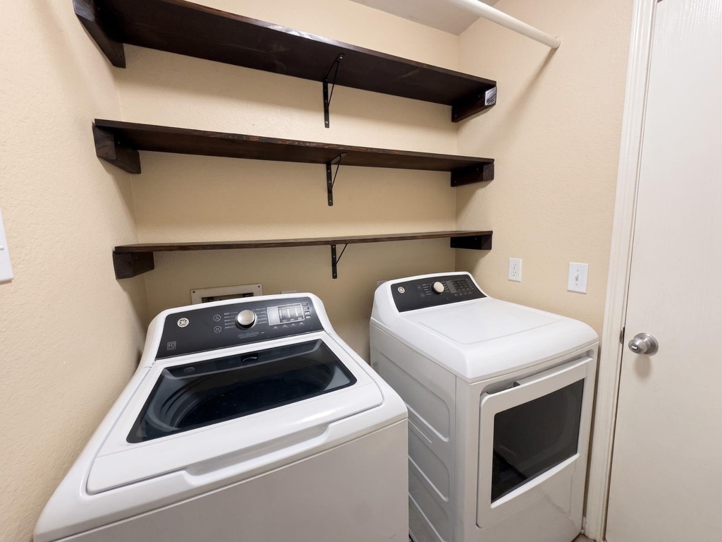 8102 Sanders Glen Lane - Photo 20