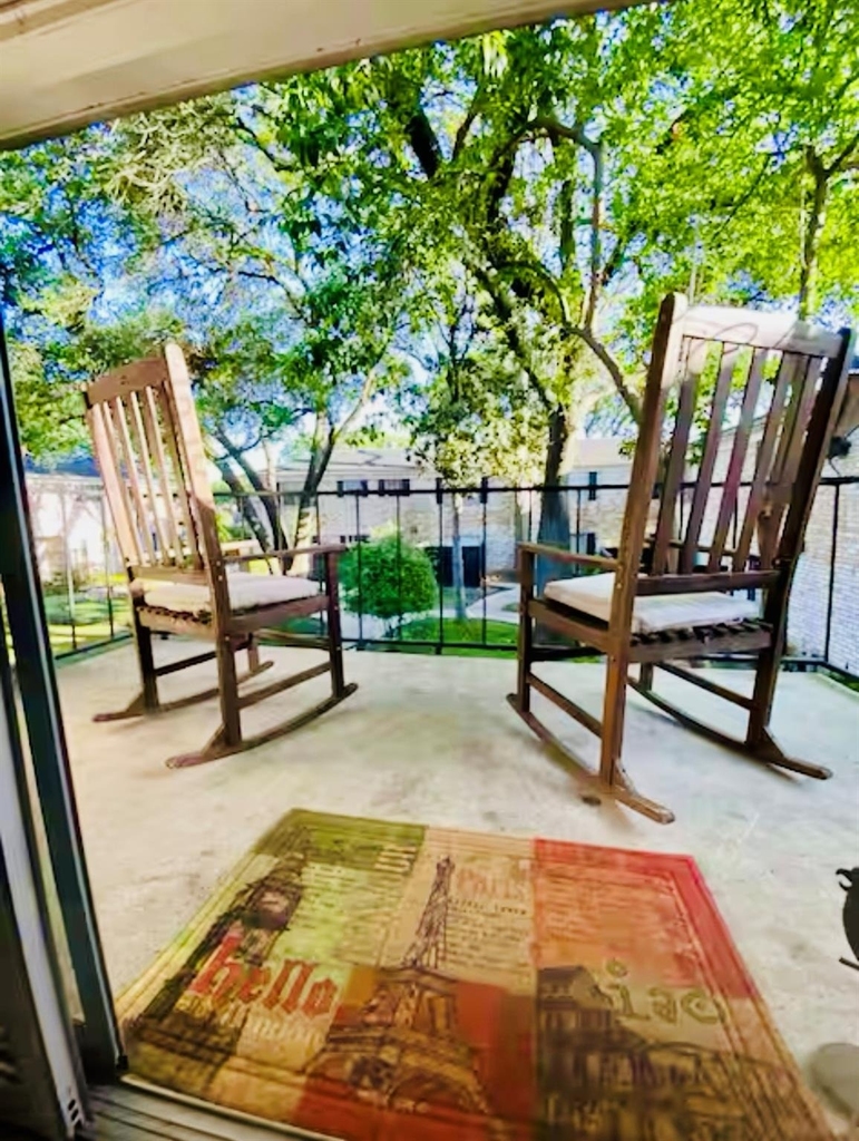 7900 Westheimer Road - Photo 0