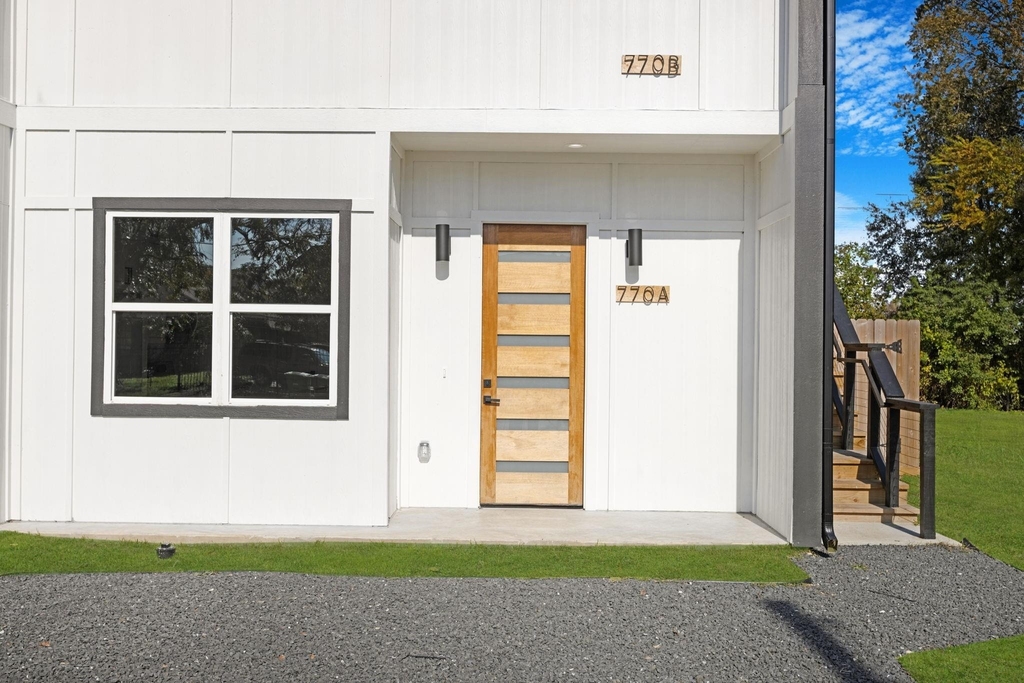 768 Lucky Street - Photo 11