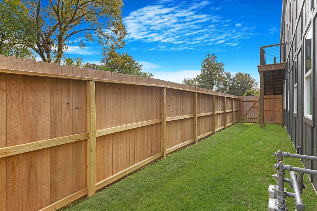 768 Lucky Street - Photo 32