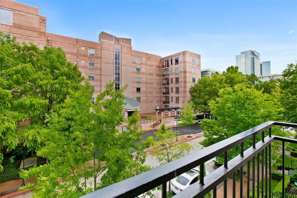 4 Waterway Court - Photo 18