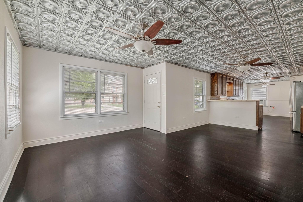 1116 Kettler St - Photo 5