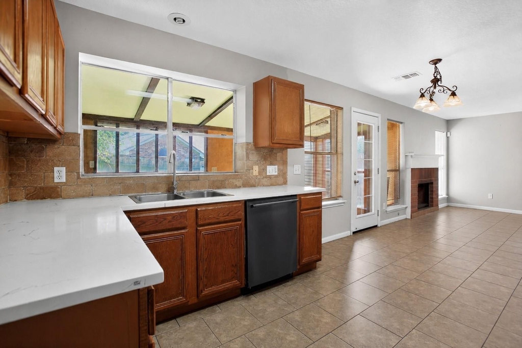 20615 Valley Wells Drive - Photo 15