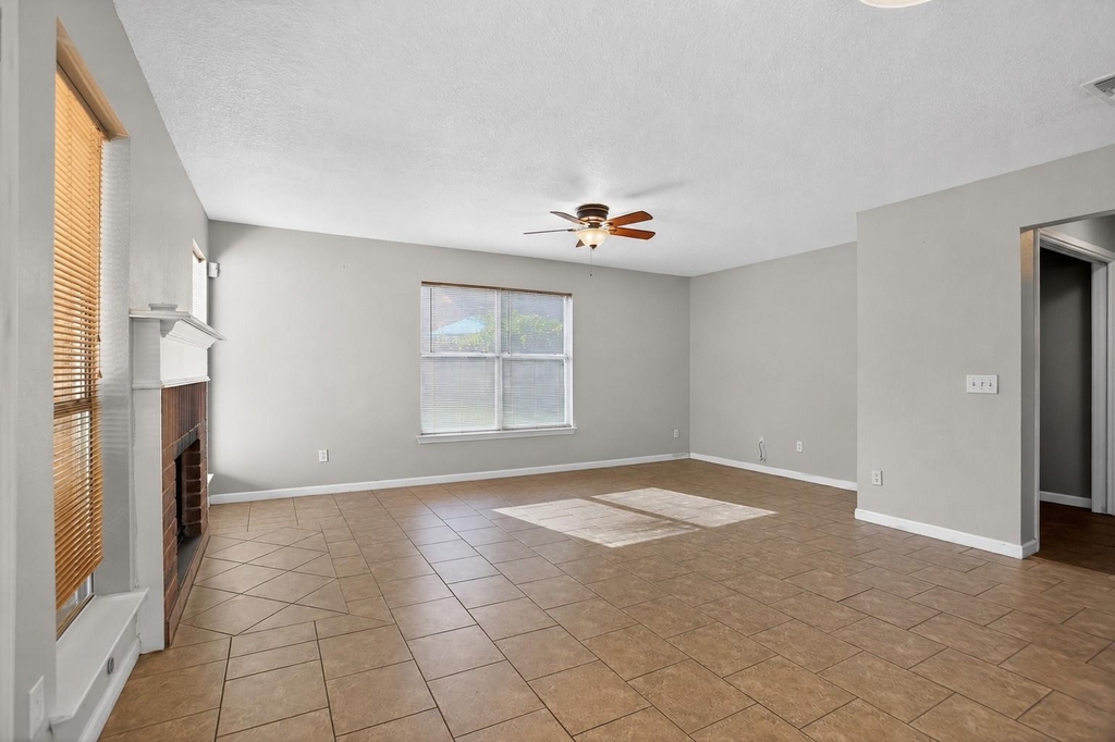 20615 Valley Wells Drive - Photo 17
