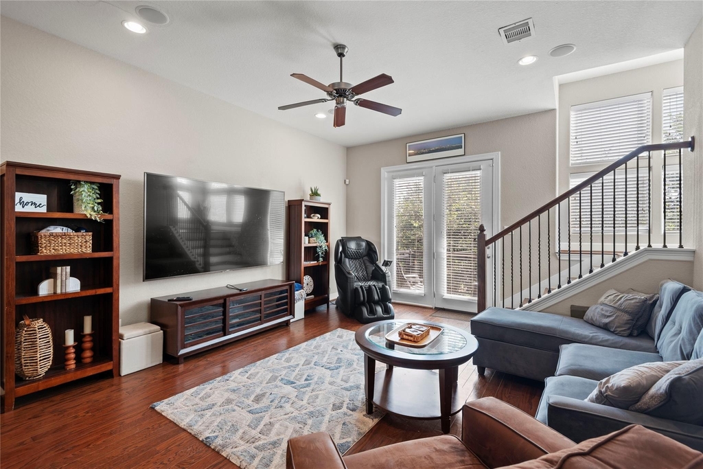 2818 Polk Street - Photo 3