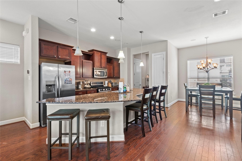 2818 Polk Street - Photo 6