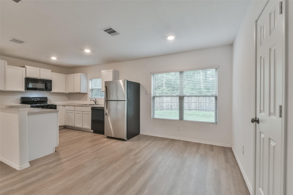 3707 Solanum Drive - Photo 10