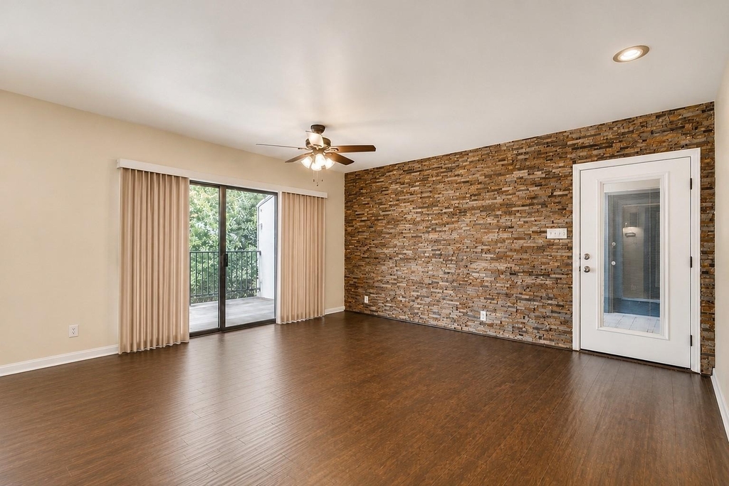 8642 Fredericksburg Road - Photo 0