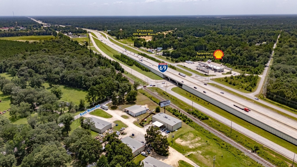 26605 E River Road - Photo 1