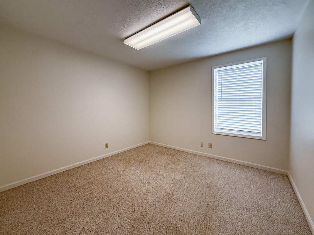26605 E River Road - Photo 12