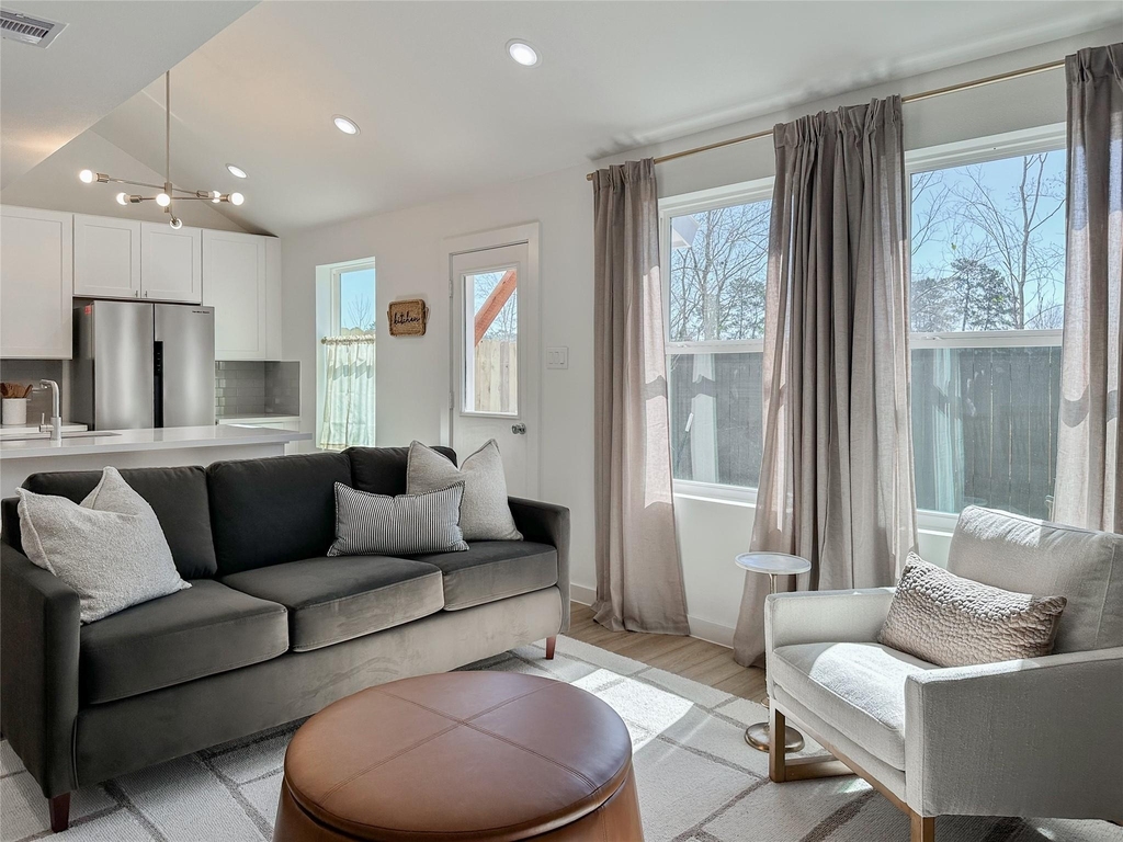 2710 Discovery Trails Court - Photo 10