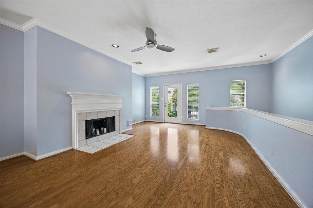 1026 Van Buren Street - Photo 3