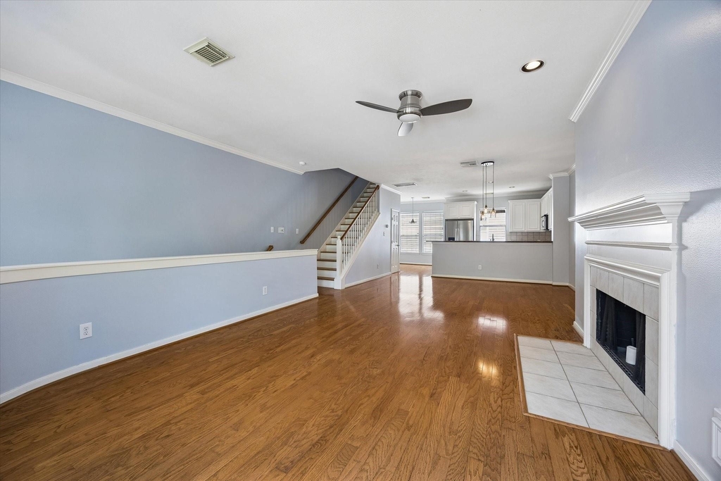 1026 Van Buren Street - Photo 5