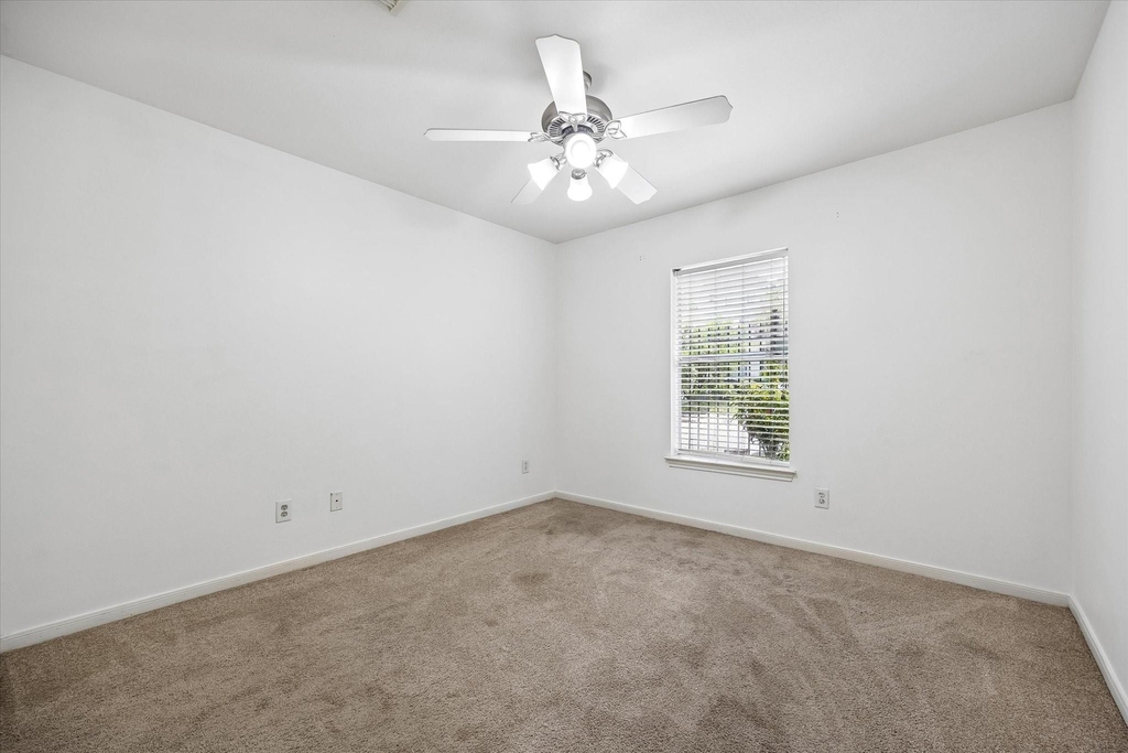 1026 Van Buren Street - Photo 13