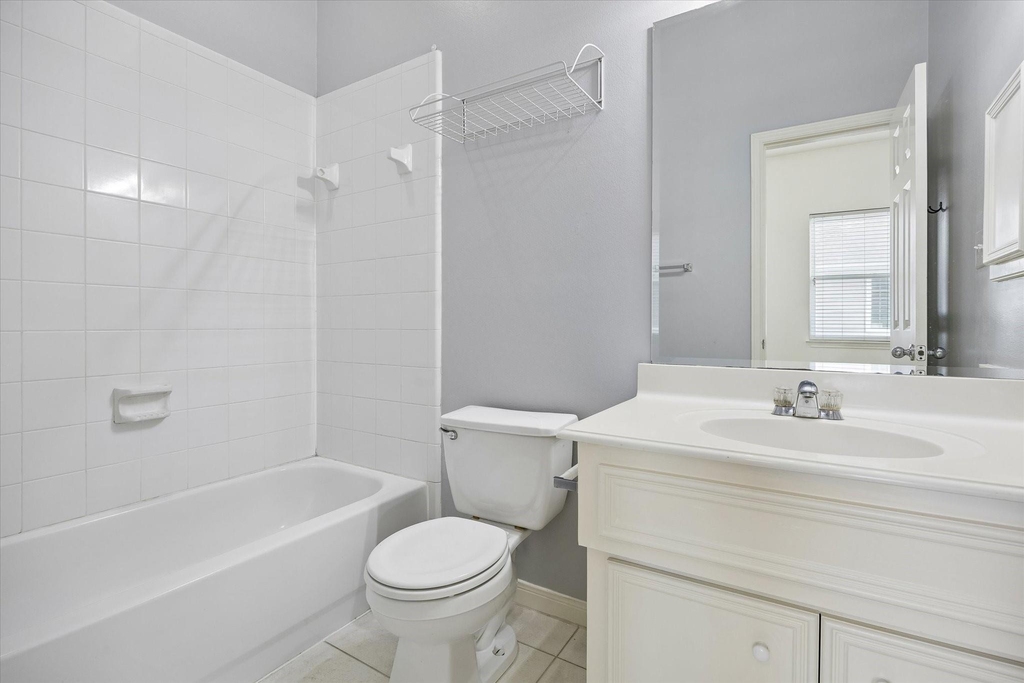 1026 Van Buren Street - Photo 16