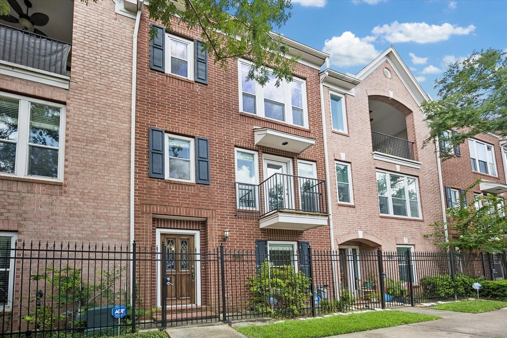 1026 Van Buren Street - Photo 0