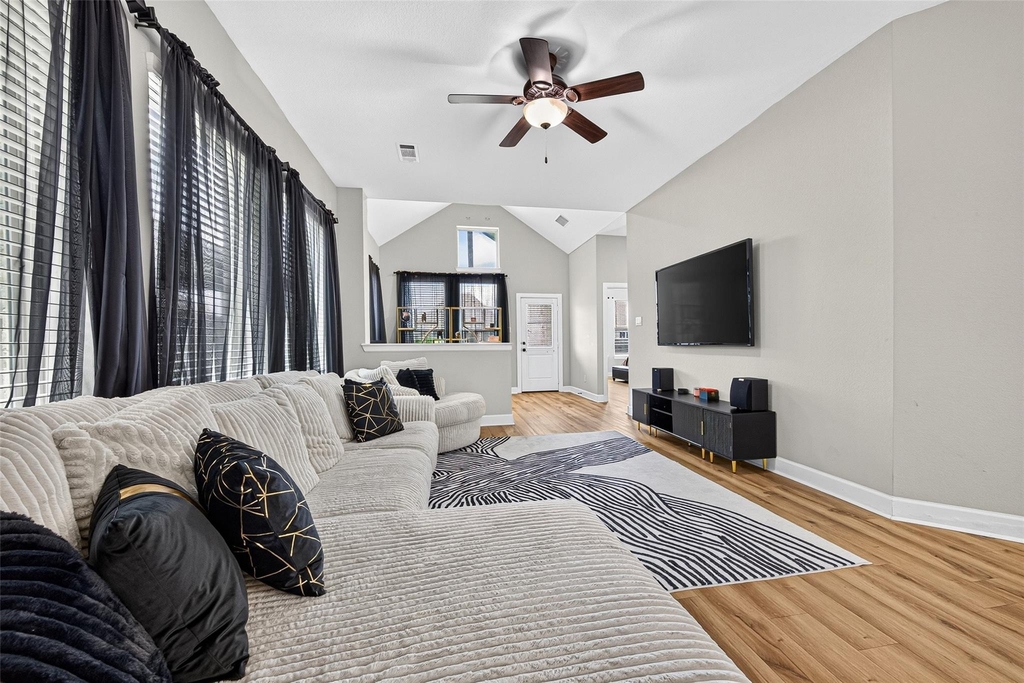 23722 Pullin Market Drive - Photo 5