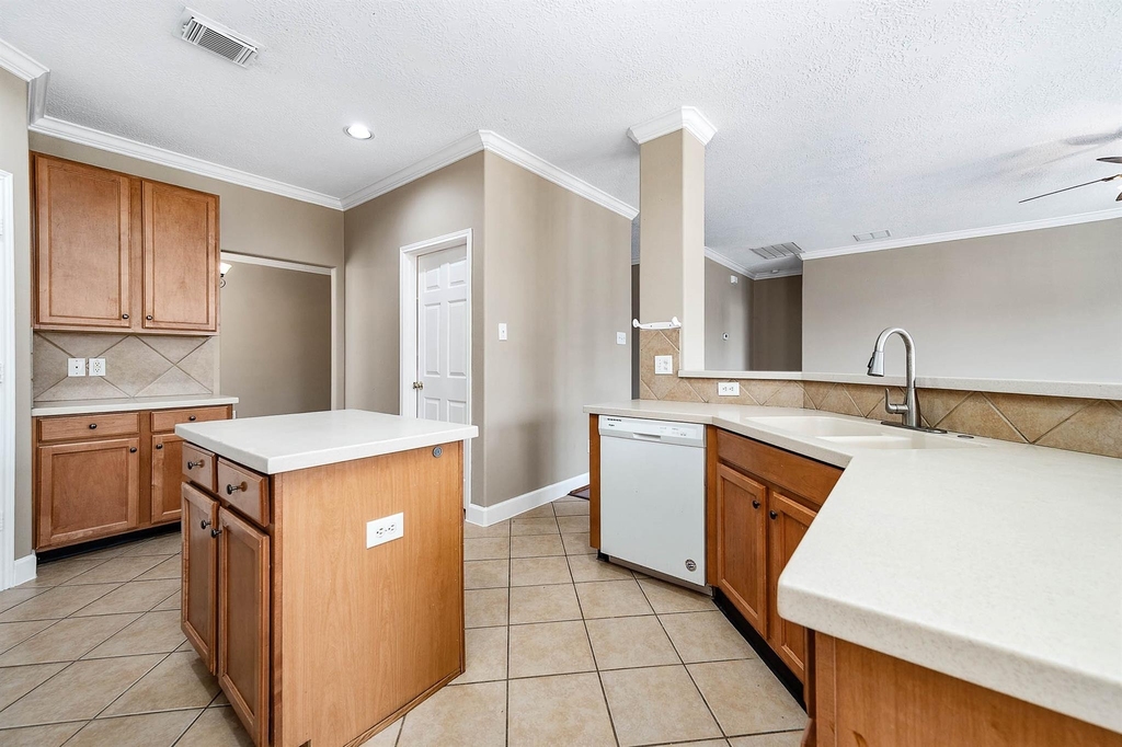 952 Crannog Way - Photo 9