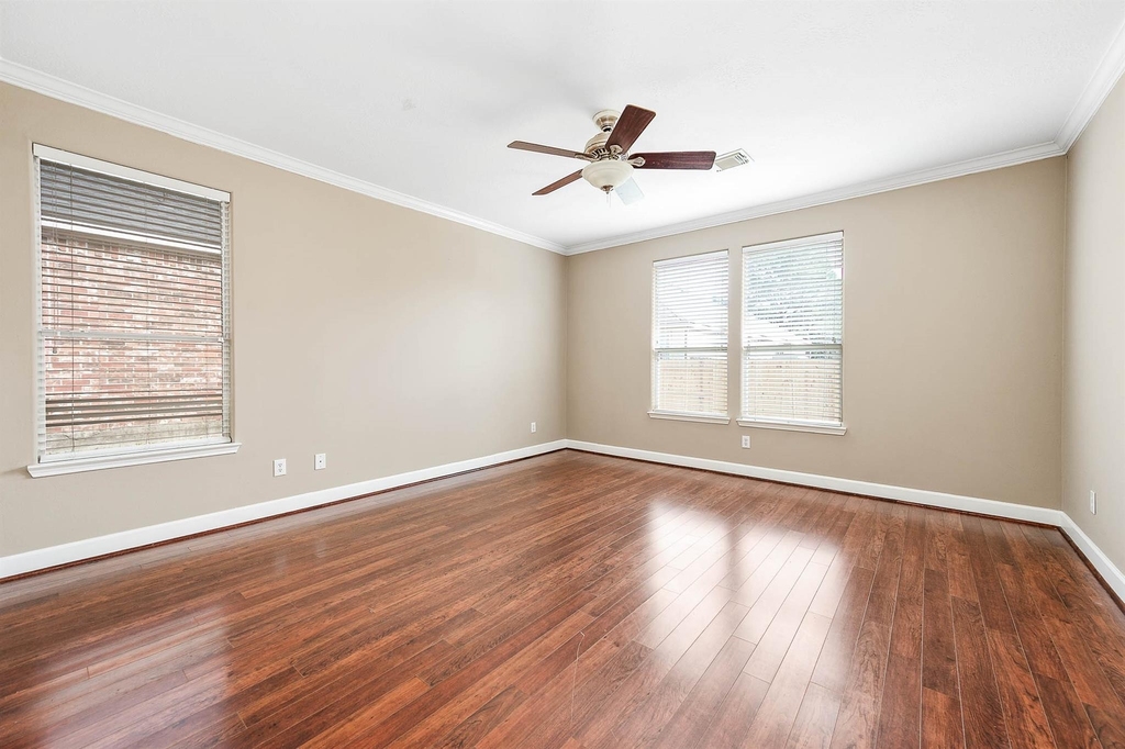 952 Crannog Way - Photo 16