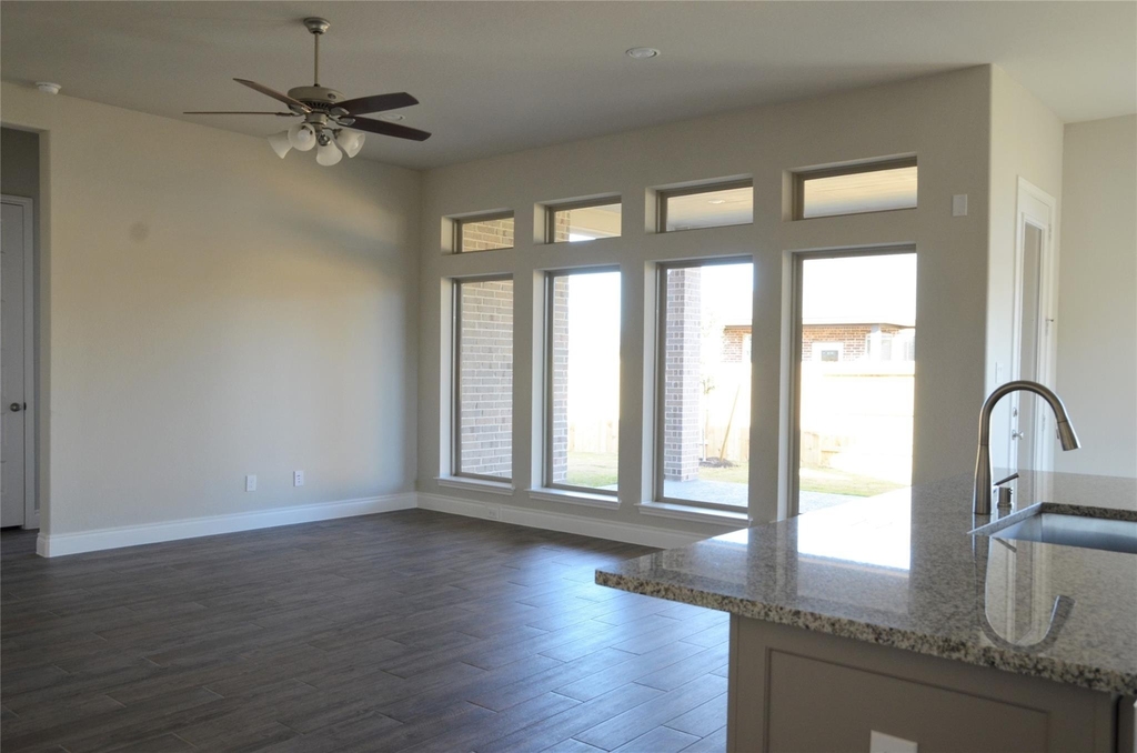 10511 Forfar Lane - Photo 33