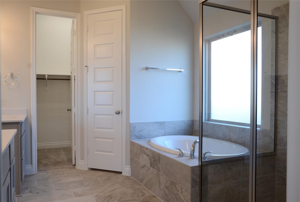 10511 Forfar Lane - Photo 24