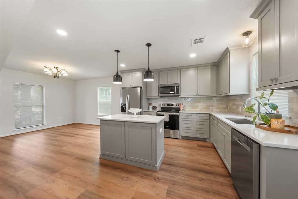 3809 Southmore Boulevard - Photo 6