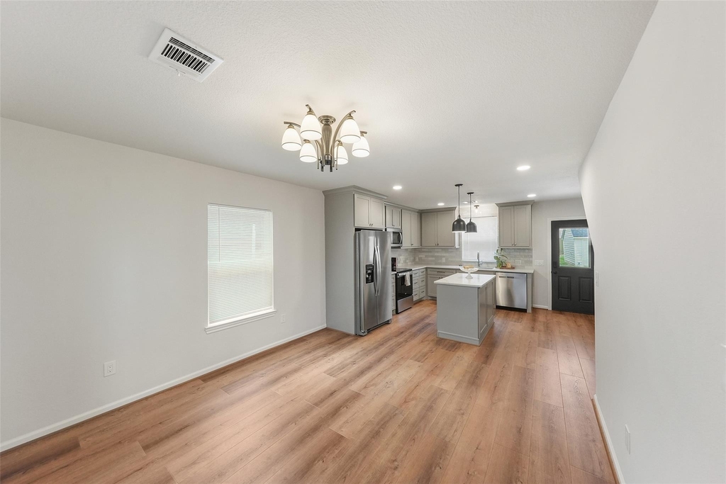 3809 Southmore Boulevard - Photo 10