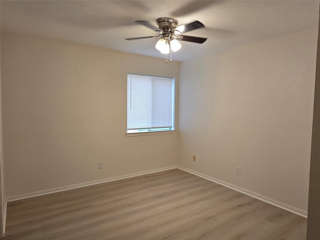 3434 Streamside Lane - Photo 20