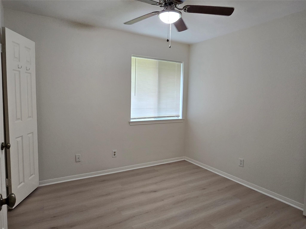 3434 Streamside Lane - Photo 22