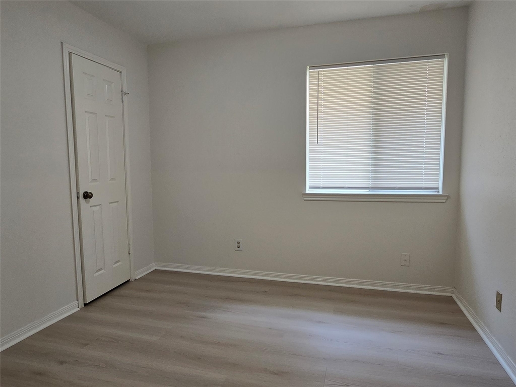 3434 Streamside Lane - Photo 21