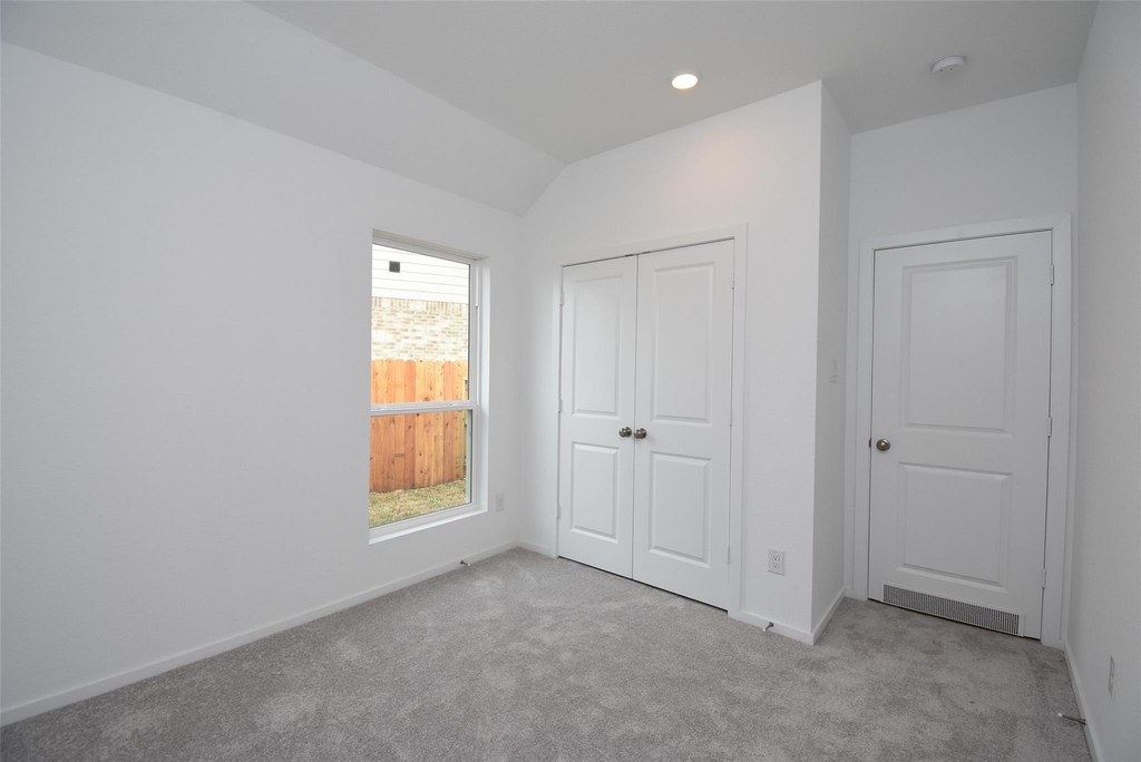 6303 Golden Seaton Drive - Photo 18