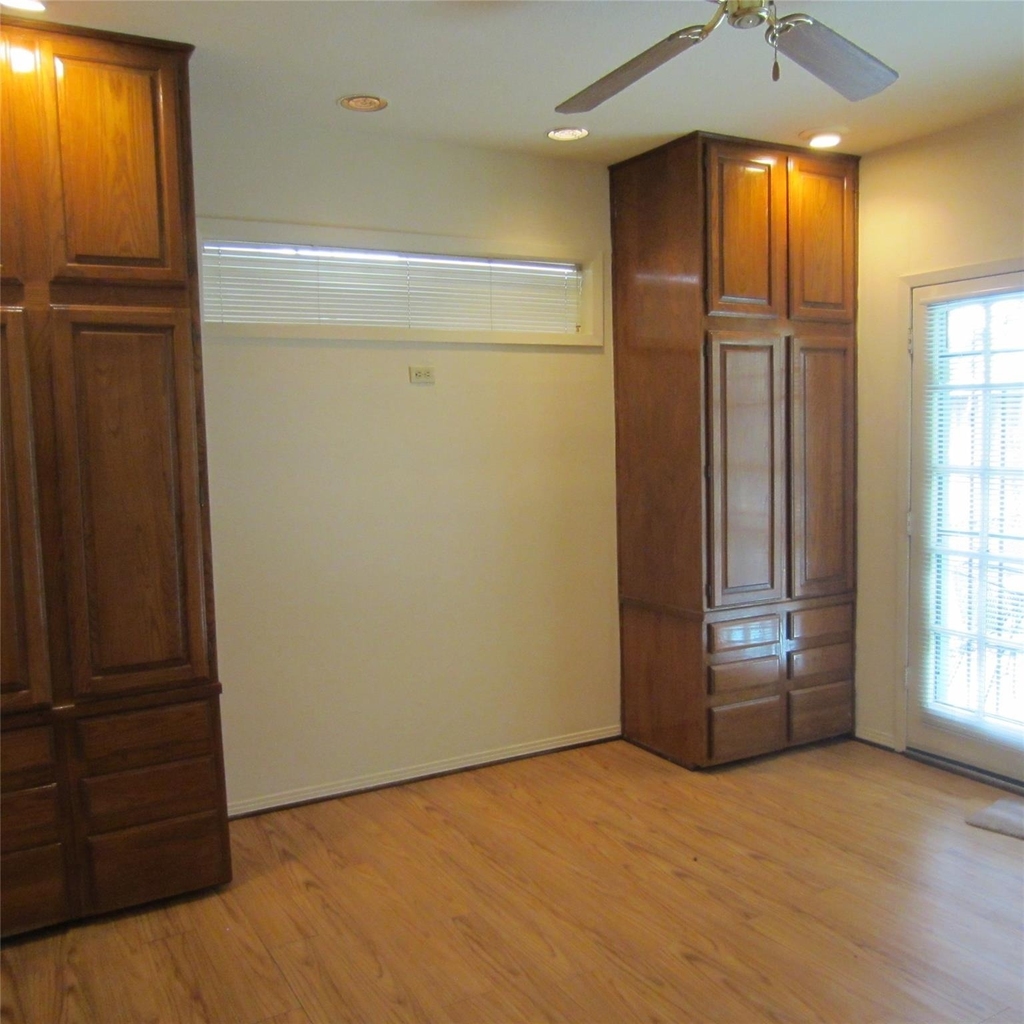 512 W Polk Street - Photo 9
