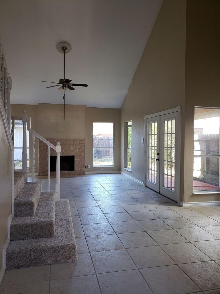 6649 Queensclub Drive - Photo 3