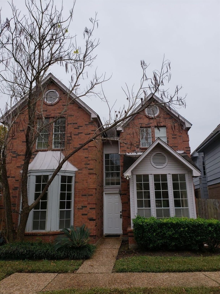 6649 Queensclub Drive - Photo 0