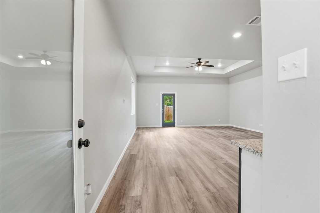 4307 Larkspur Street - Photo 3