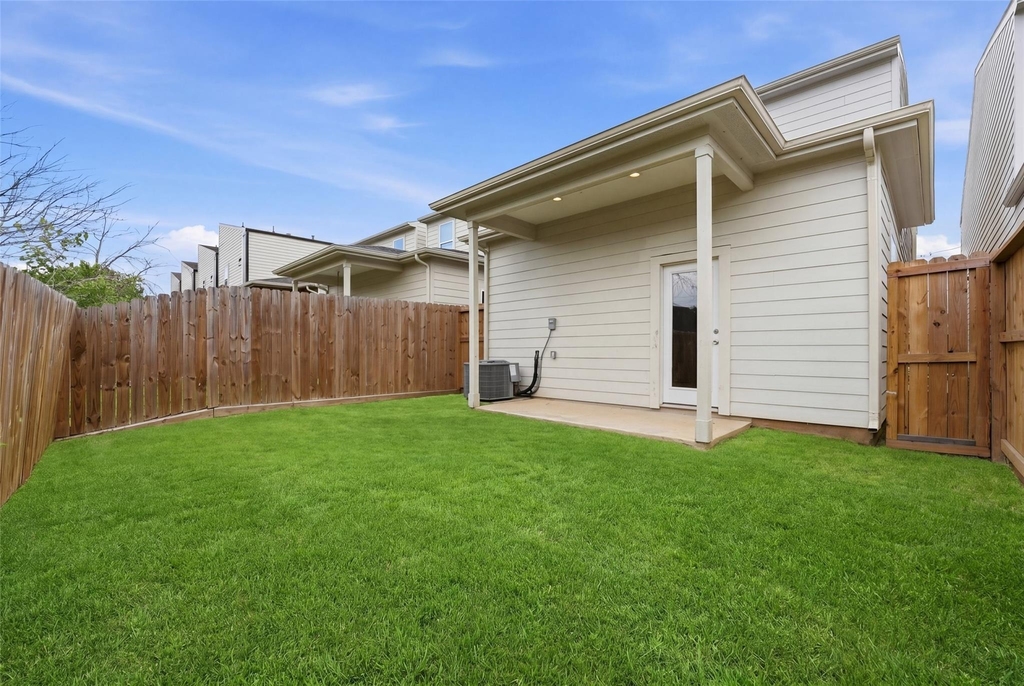 4307 Larkspur Street - Photo 12