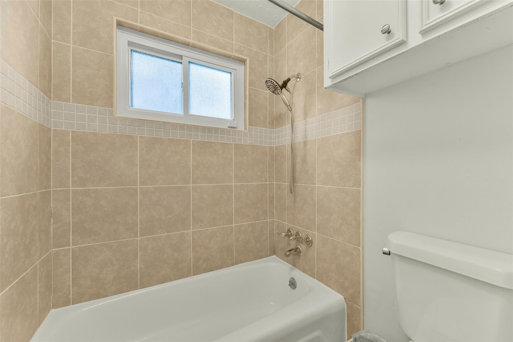 12011 Kirknoll Drive - Photo 32