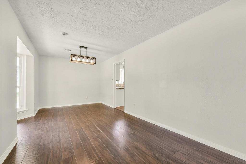 12011 Kirknoll Drive - Photo 10