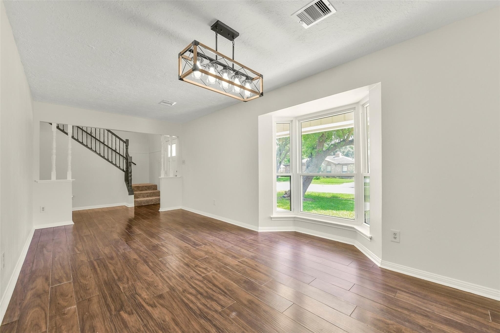 12011 Kirknoll Drive - Photo 9