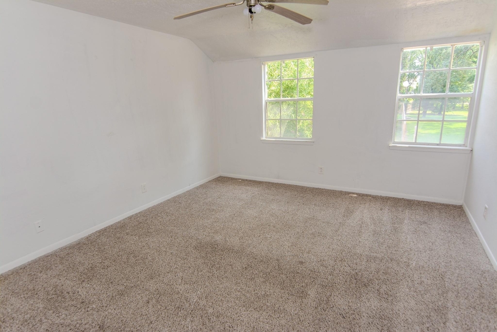20335 Fieldtree Drive - Photo 15