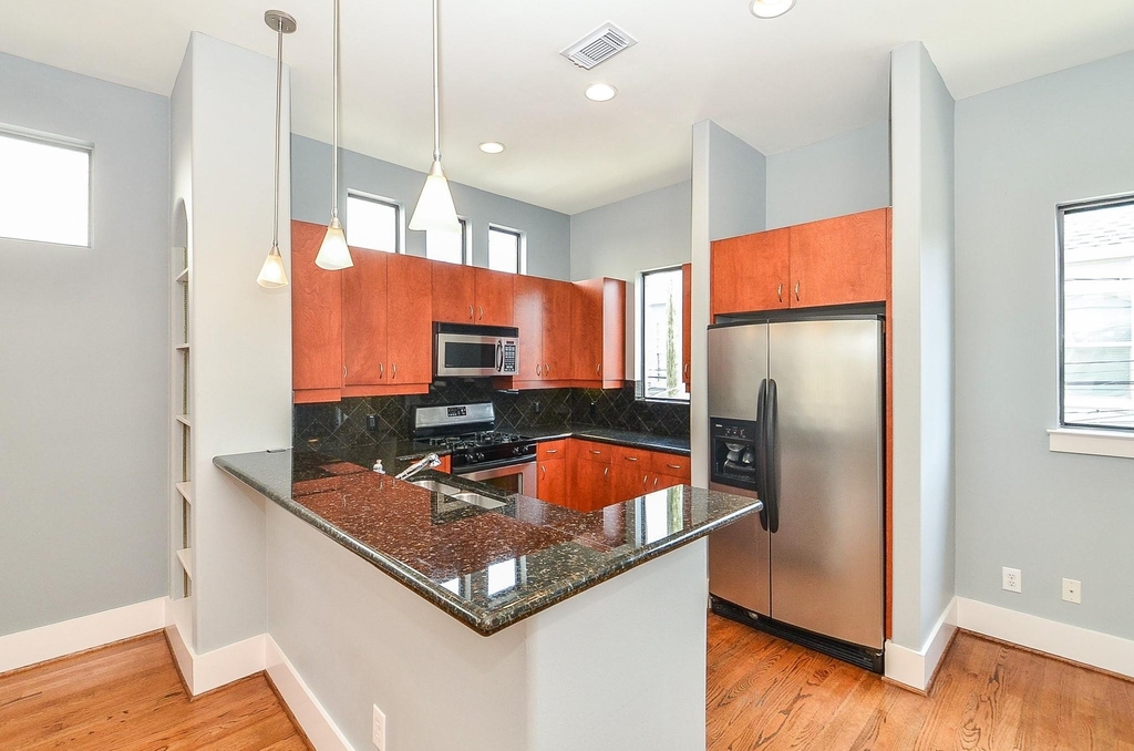 408 Parker Street - Photo 6