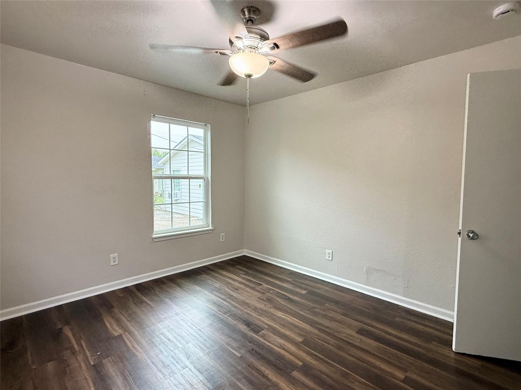 7427 Avenue I - Photo 13