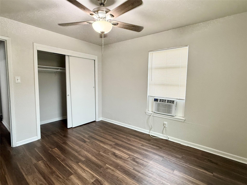 7427 Avenue I - Photo 10