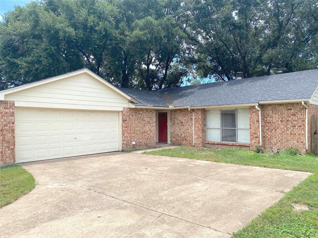 16222 Summer Dew Lane - Photo 1