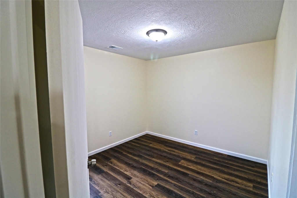 4727 Ivy Meadow Lane - Photo 1
